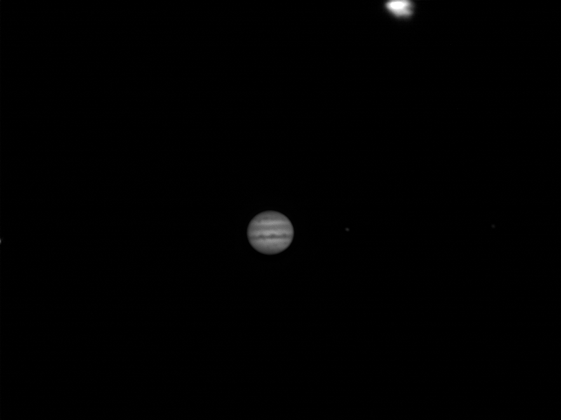 Jupiter et ISS Rob in Space
